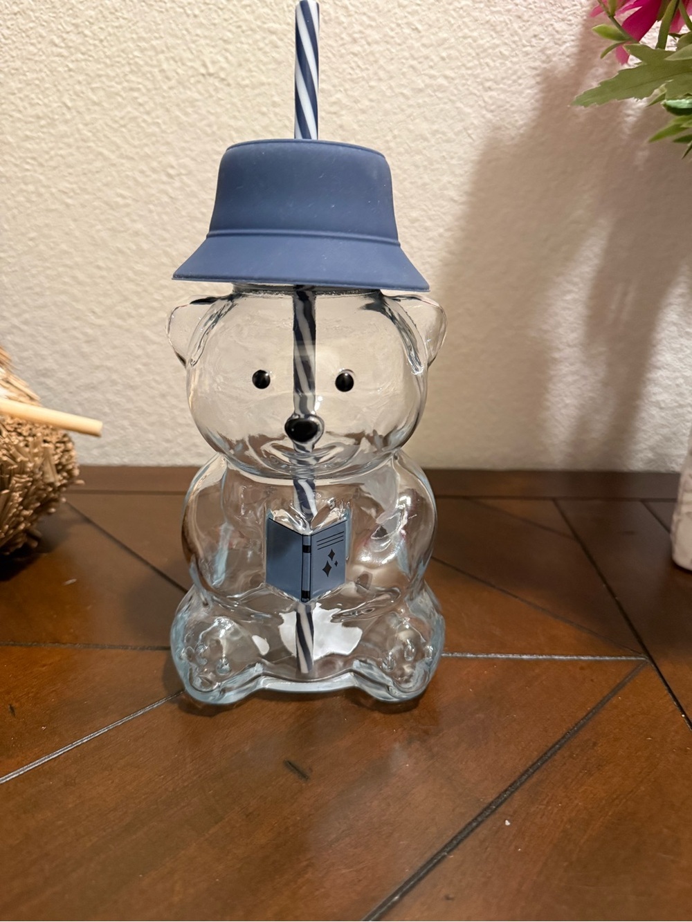 Bear-Shaped Glass Tumbler with Navy Blue Bucket Hat Silicone Lid & Straw NWT